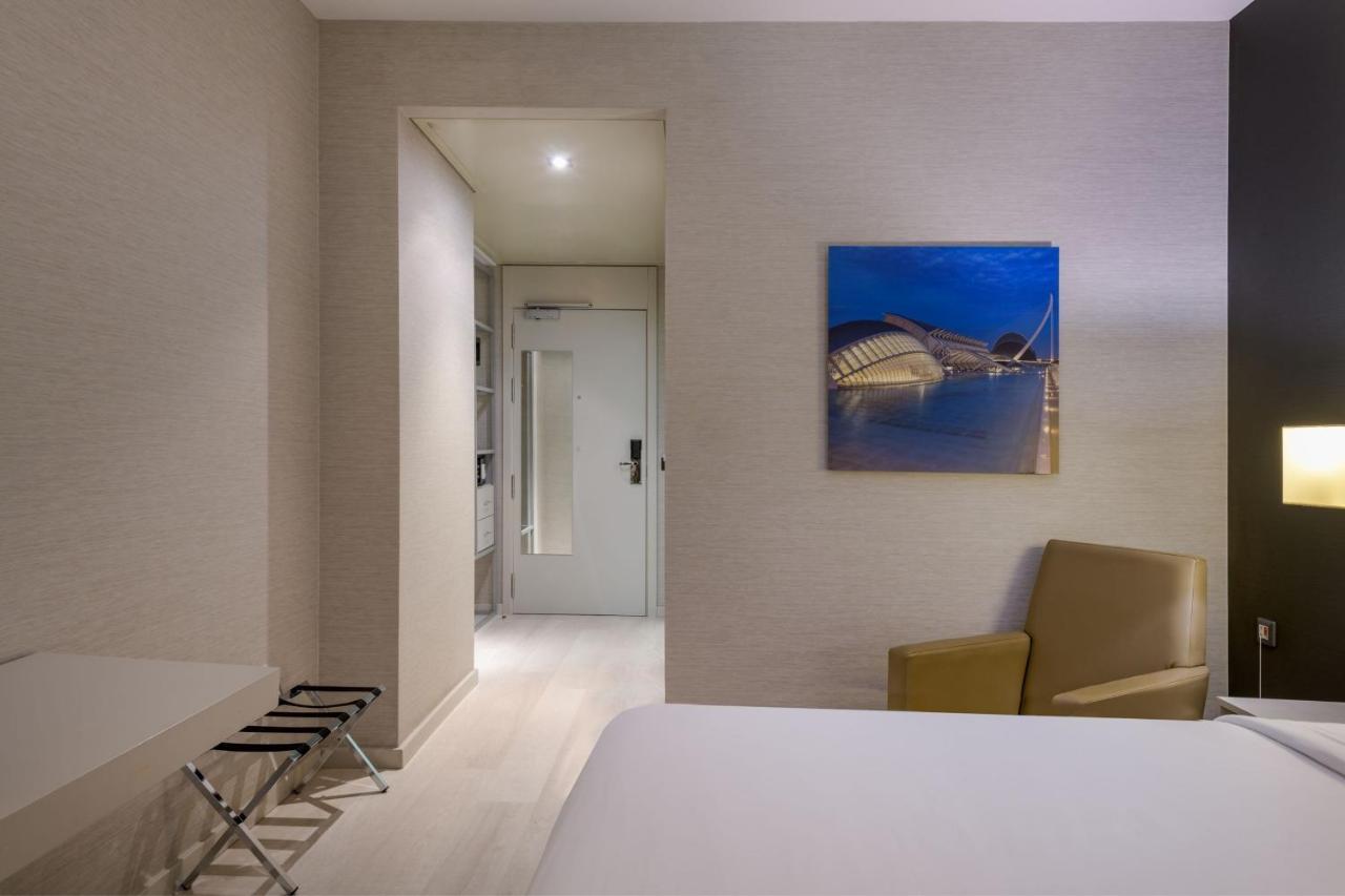 Hotel Sh Colon Walencja Zewnętrze zdjęcie